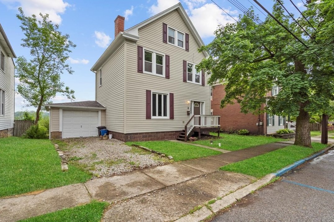 318 Wilcox St, Collier Township, PA 15106