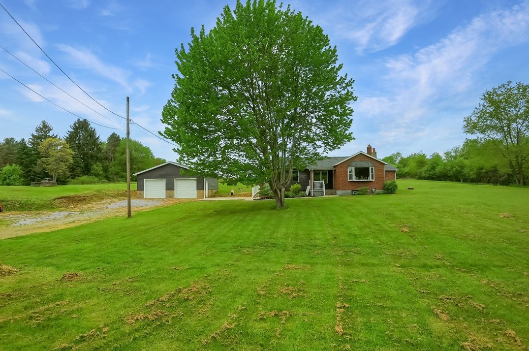 118 Kohlmeyer Rd, Hilliards, PA 16040-1806