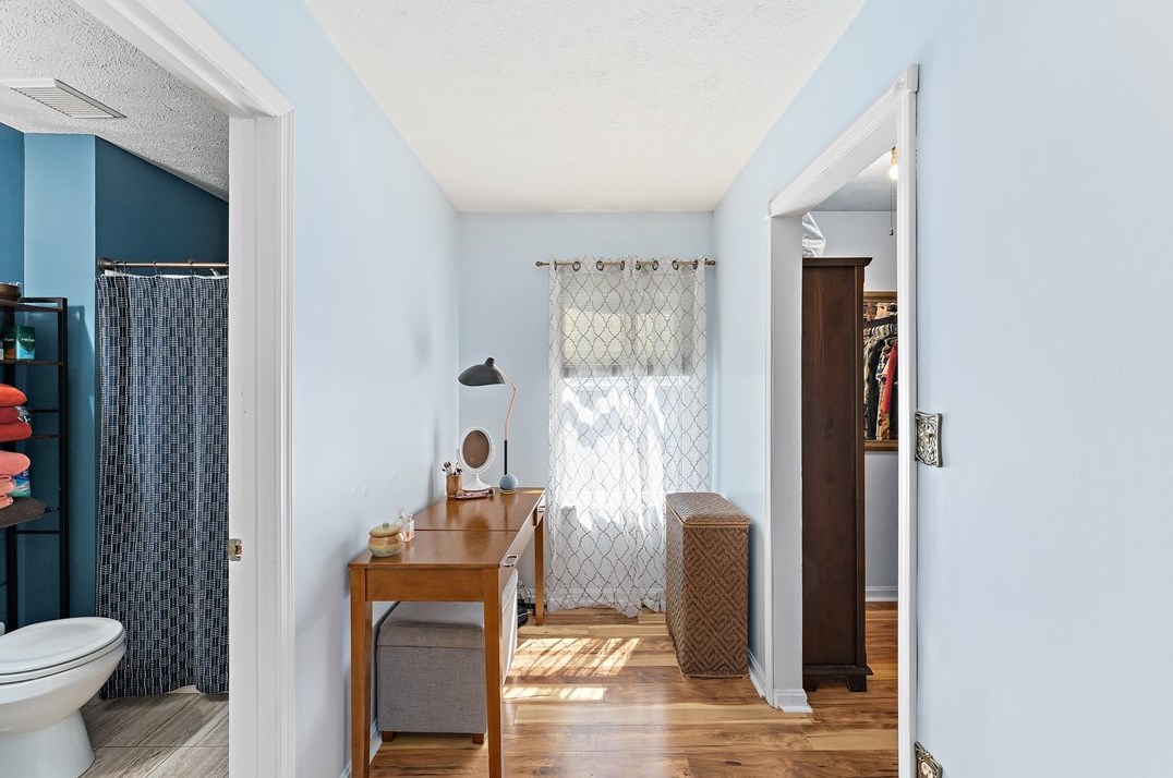 3504 Fox Chase Dr, Imperial PA  15126-9604 exterior