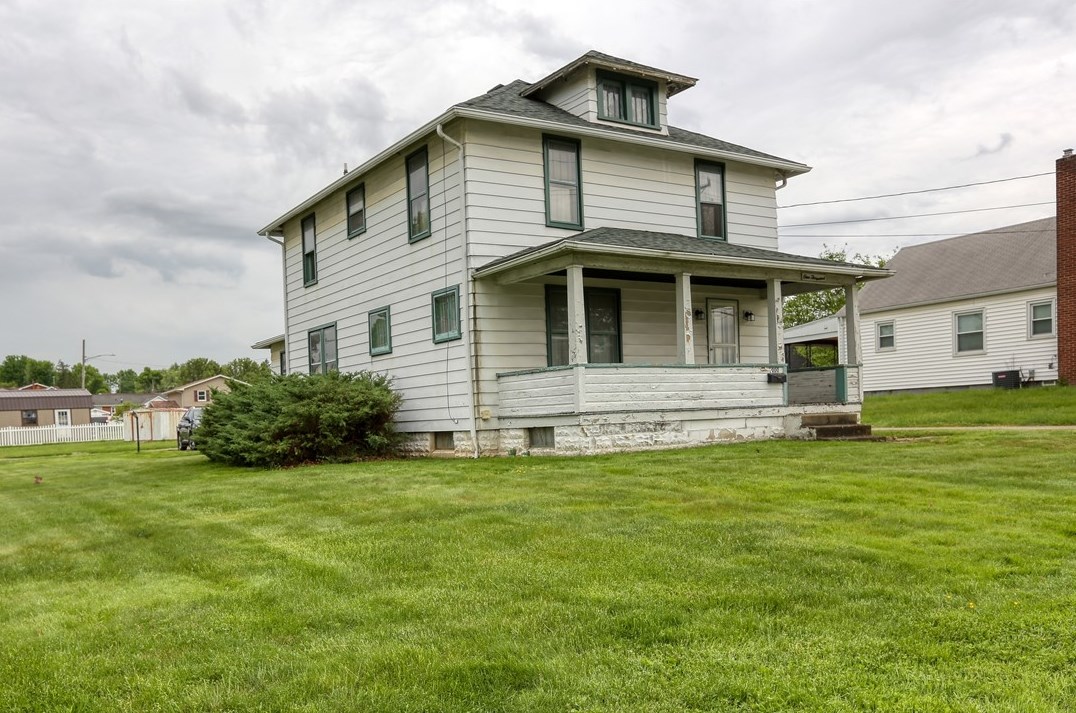 1000 Marshall Rd, Monaca, PA 15061