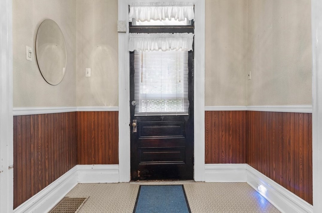 115 Meade Ave, Pittsburgh PA 15202-3516 exterior