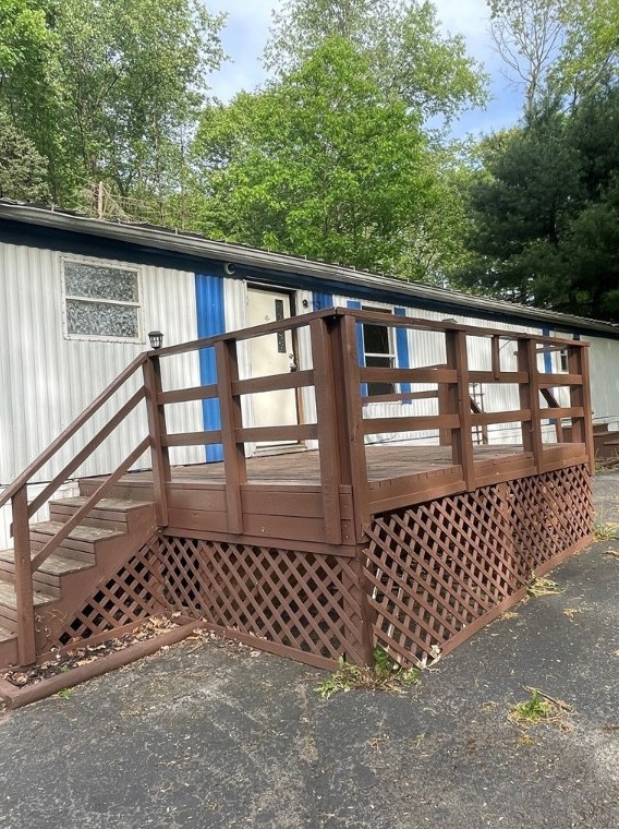288 Rapson Ave, New Castle, PA 16101-8576
