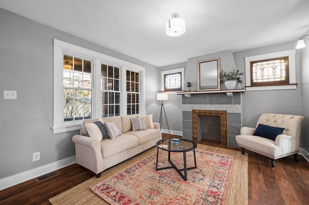 3301 Waltham Ave, Pittsburgh, PA 15216-2221