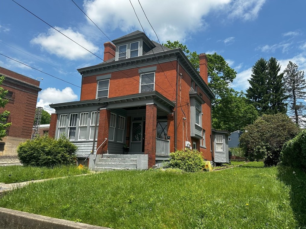 560 Maryland Ave, Pittsburgh, PA 15202-2932