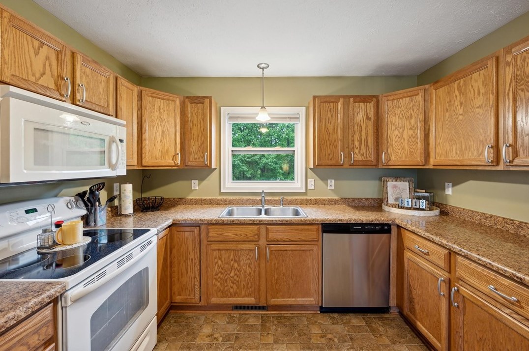 1512 Hancock Rd, Homer City PA  15748-7828 exterior