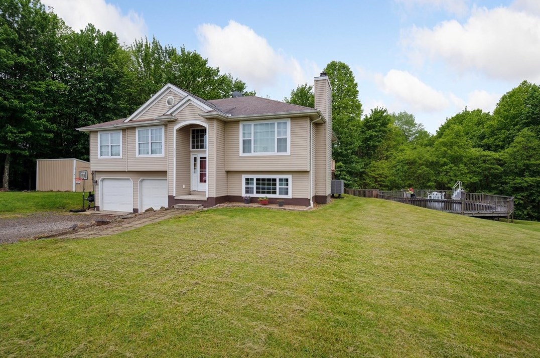 1512 Hancock Rd, Homer City PA  15748-7828 exterior