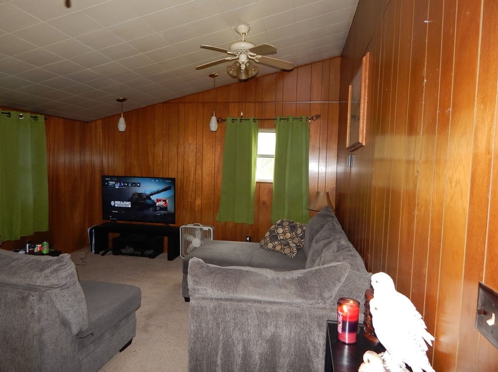 266 Pinehurst Rd, Butler PA exterior