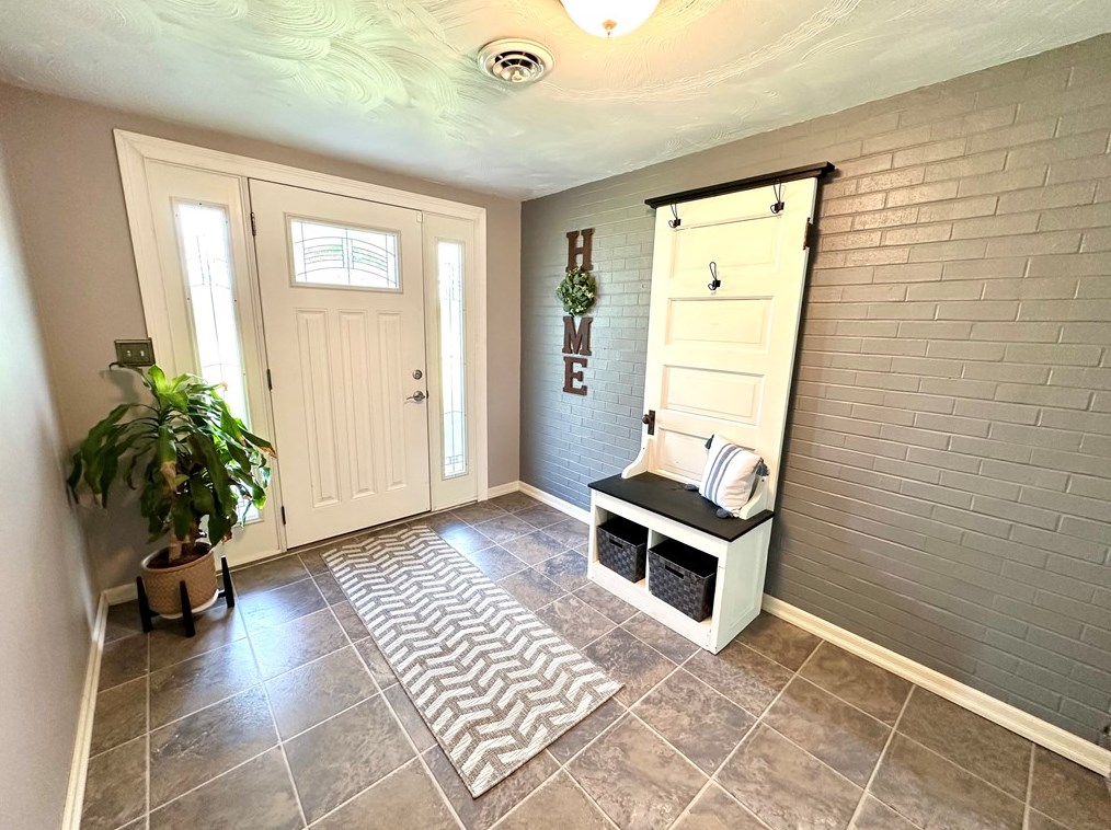 499 Bunker Hill Rd, Kittanning, PA 16201