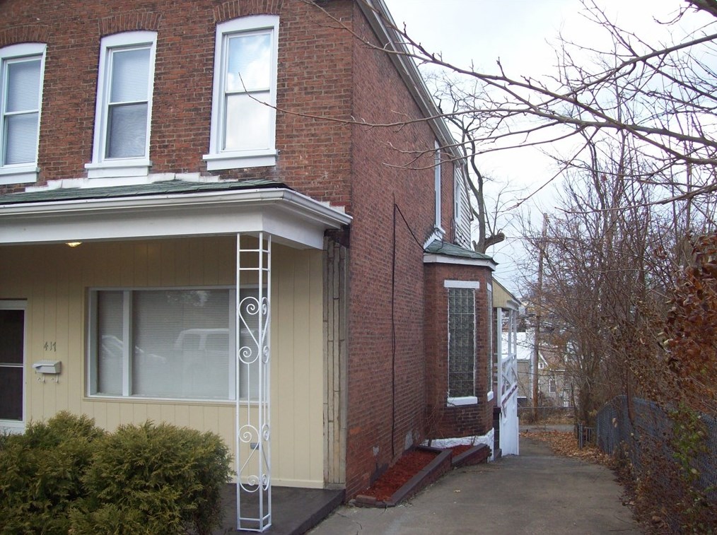 417 Orchard Pl, Pittsburgh, PA 15210