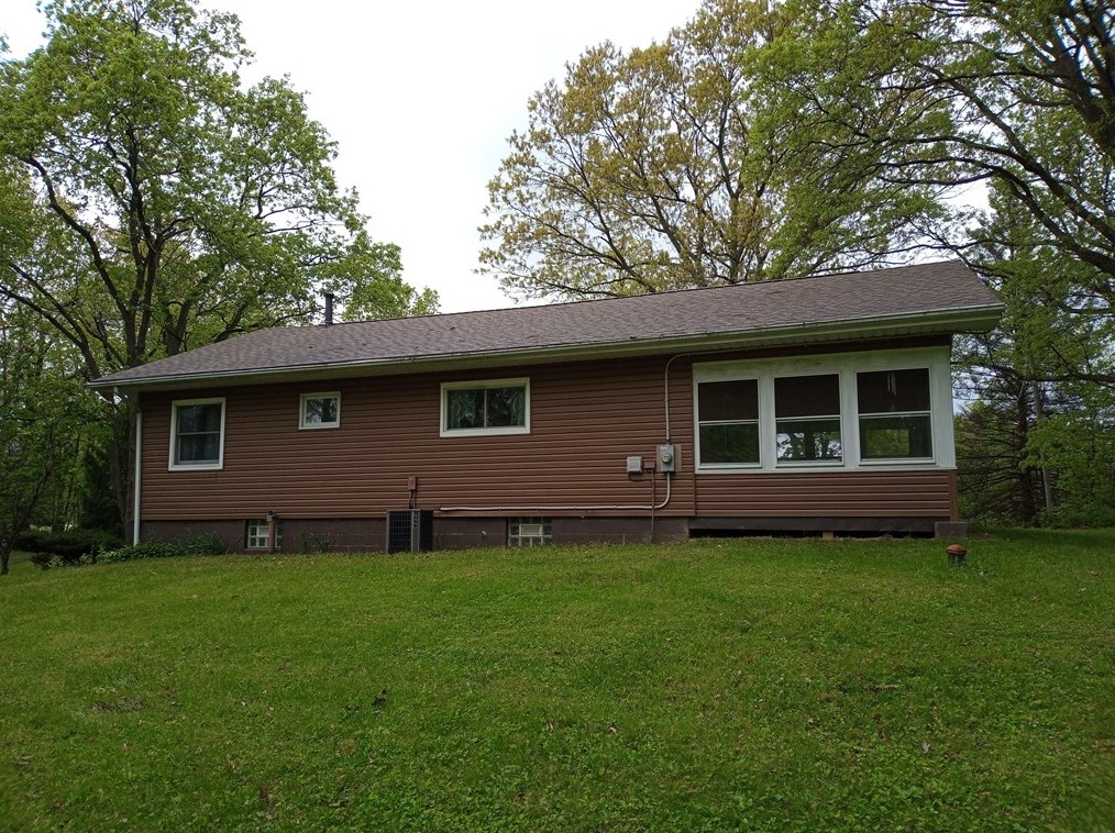 3292 Georgetown Rd, Polk, PA 16342