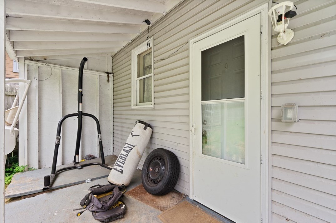 261 Freidel St, Whitaker PA  15120-2341 exterior