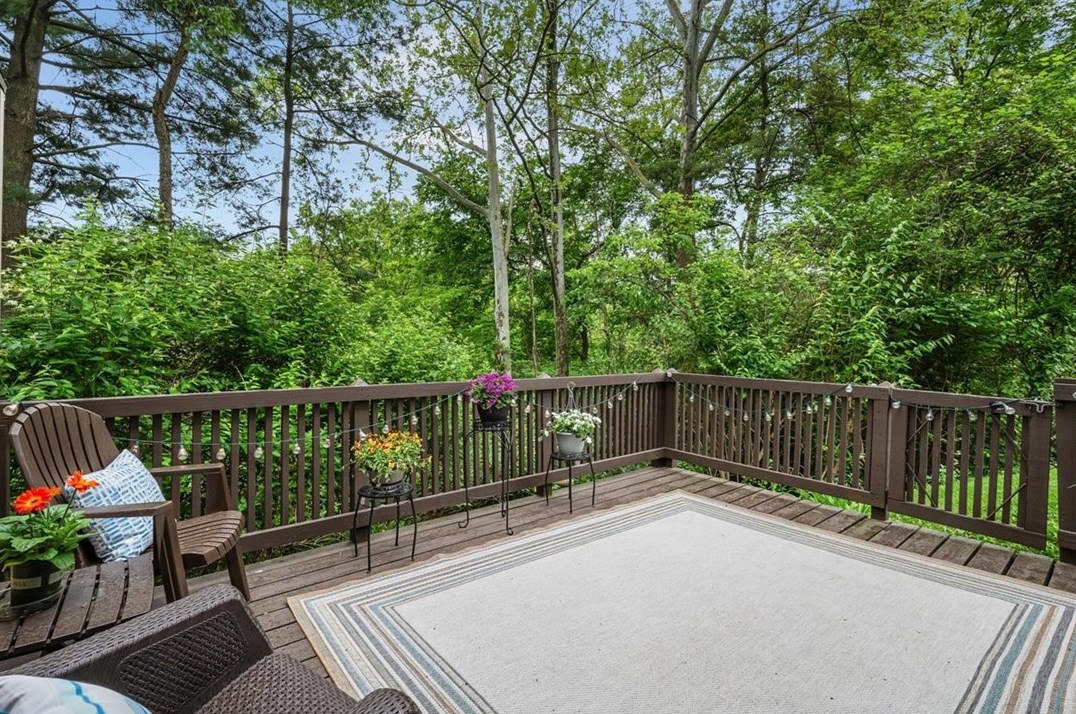 796 Carriage Cir, Pittsburgh PA  15205-1630 exterior