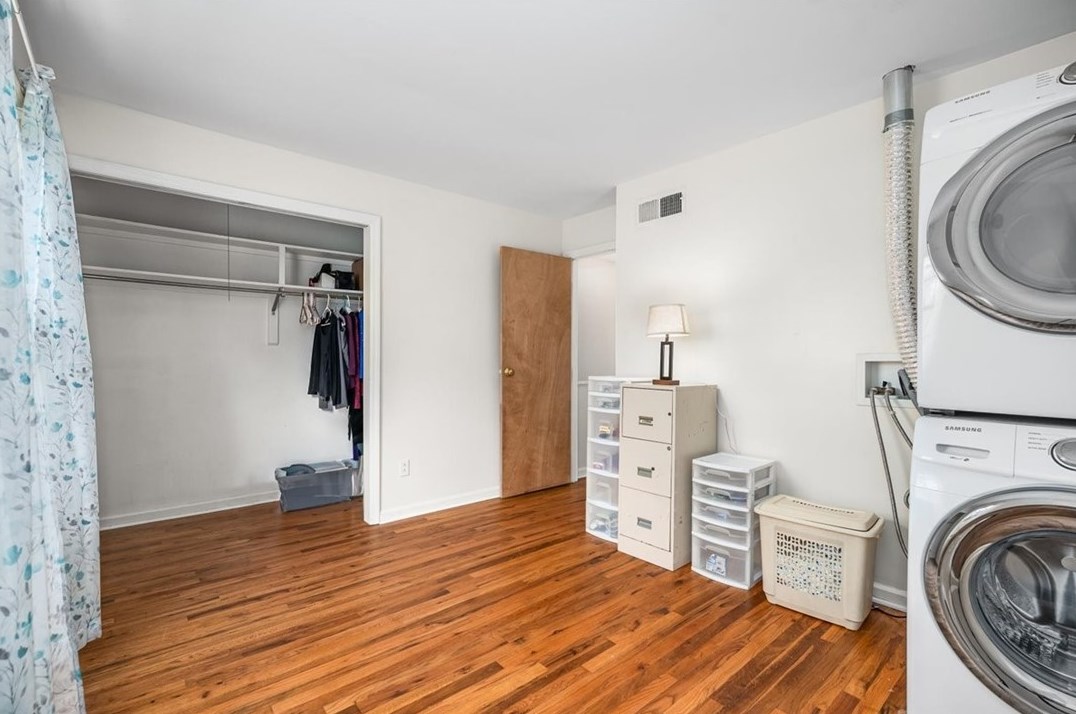 796 Carriage Cir, Pittsburgh PA  15205-1630 exterior