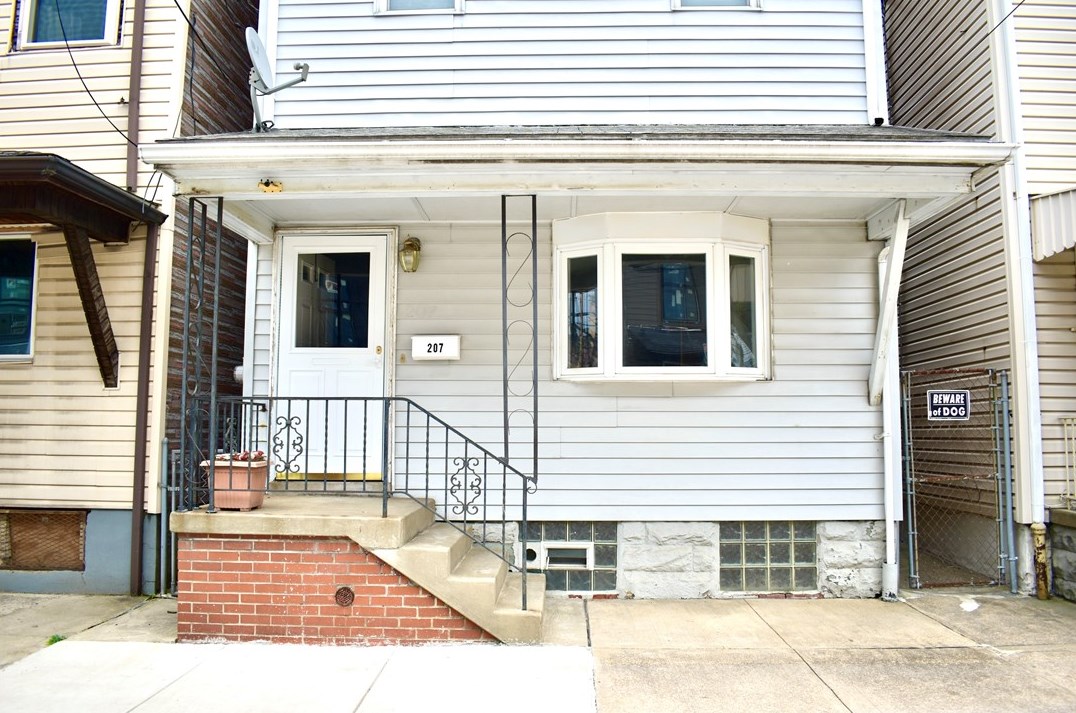 207 Pearl St, Pittsburgh, PA 15224-1924
