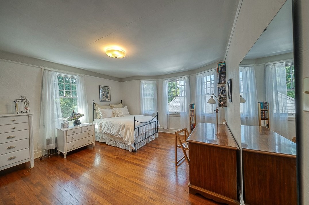 265 Lebanon Ave, Pittsburgh PA 15228-1322 exterior