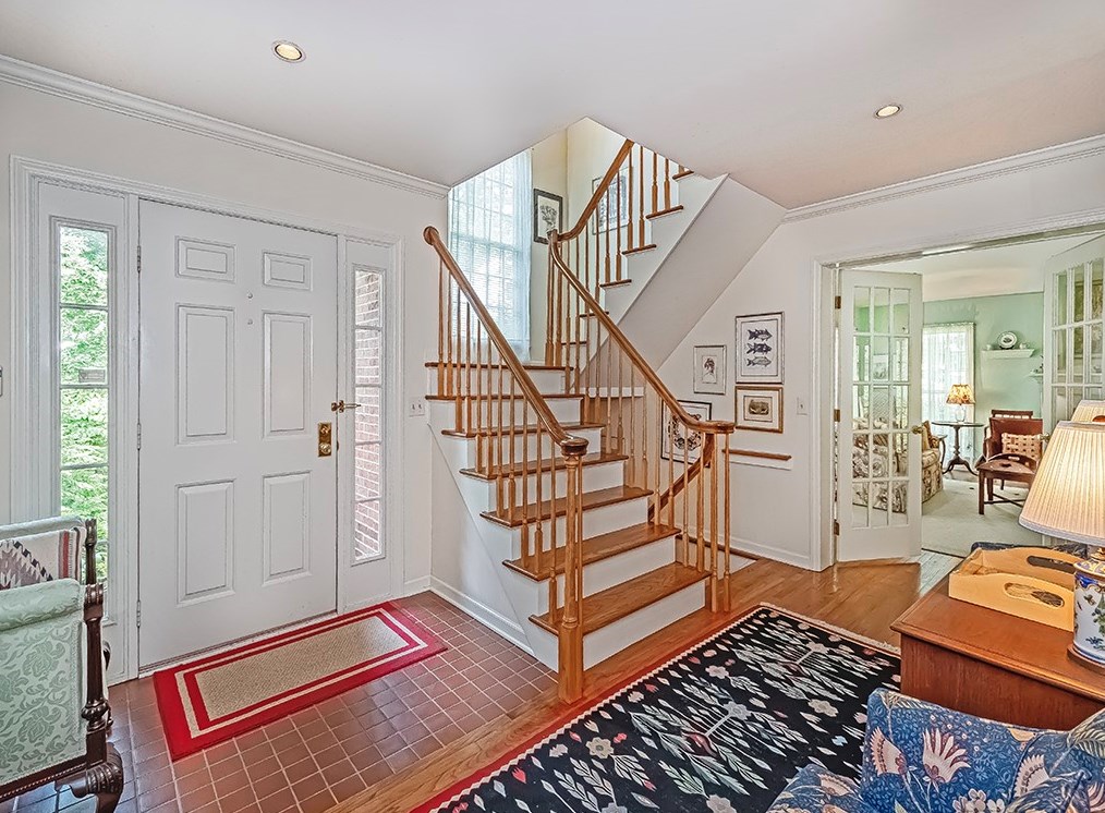 5421 Kipling Rd, Pittsburgh, PA 15217-1037