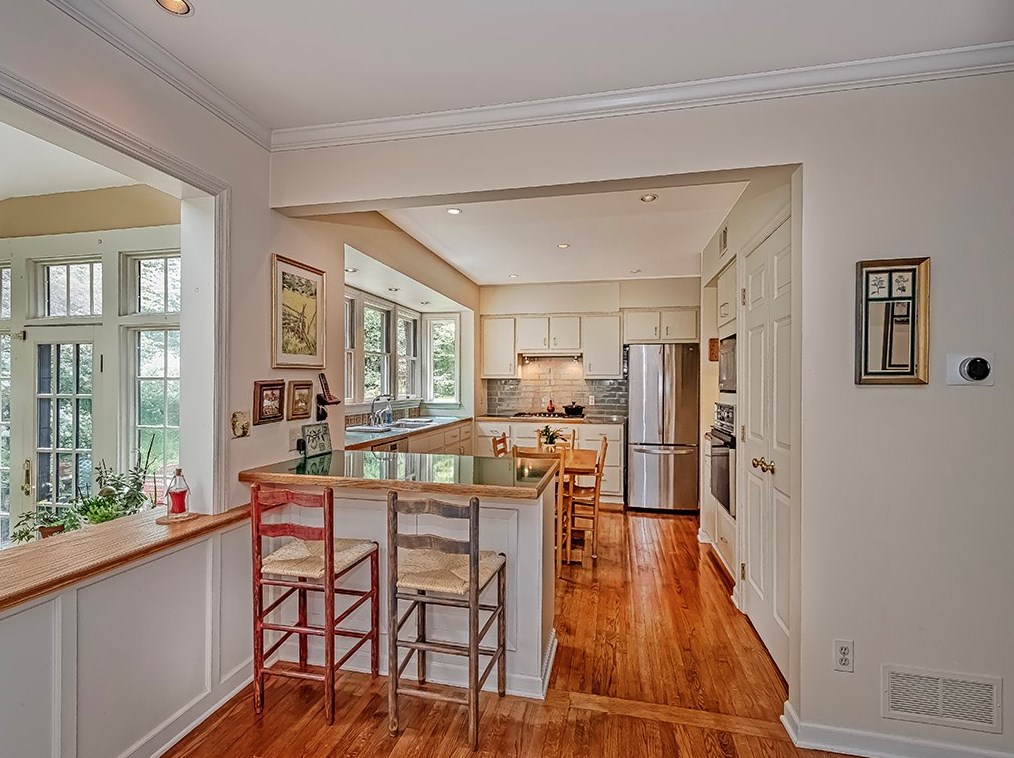 5421 Kipling Rd, Pittsburgh PA 15217-1038 exterior