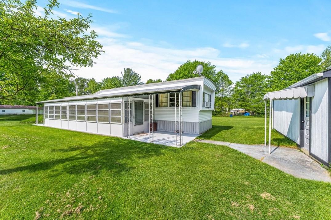 9689 Hollick St, Linesville, PA 16424