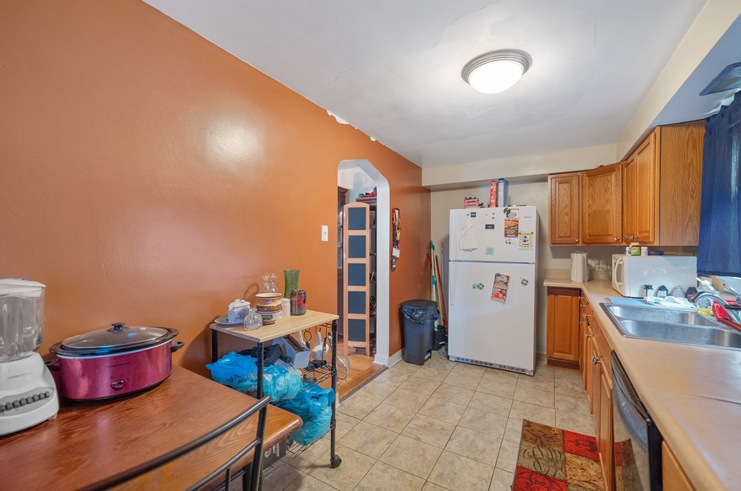 343 Boggs Ave, Pittsburgh PA  15211-2074 exterior