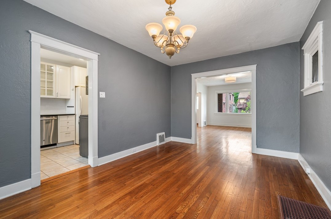 613 Kirtland St, Pittsburgh PA 15208-2826 exterior