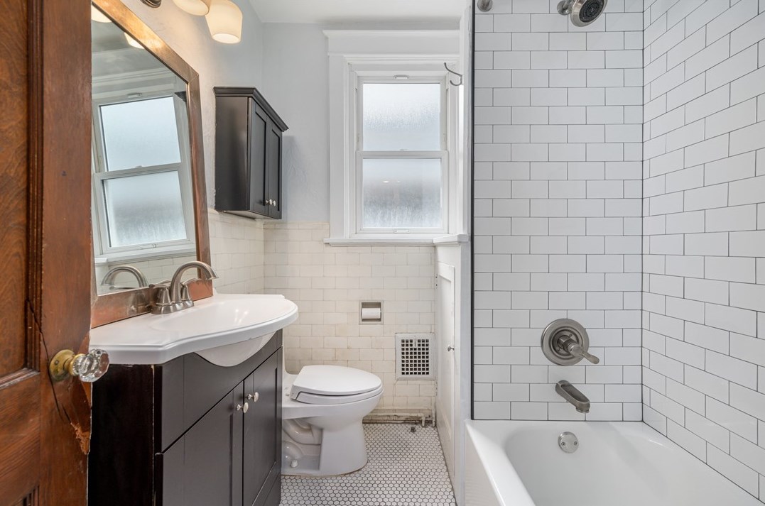 613 Kirtland St, Pittsburgh PA 15208-2826 exterior