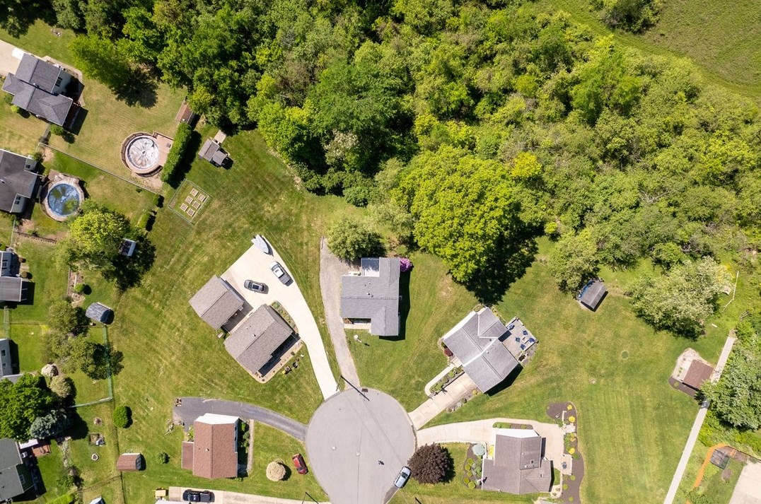 111 Jade Dr, Noblestown PA exterior