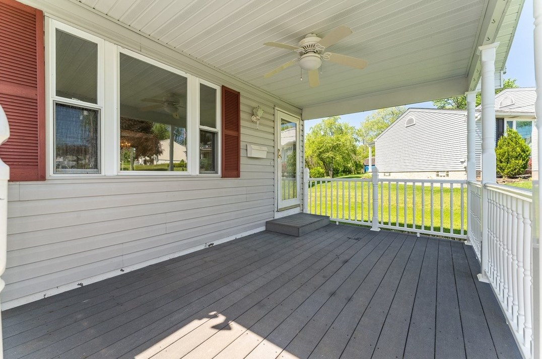 111 Jade Dr, Noblestown, PA 15071-1127