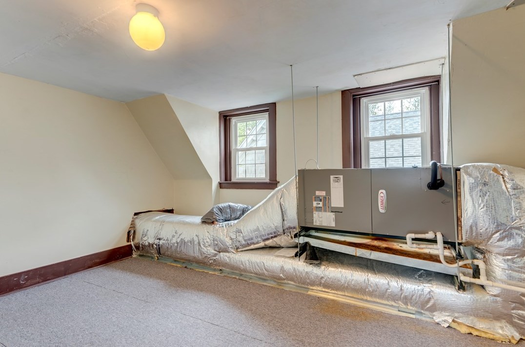 2859 Espy Ave, Pittsburgh PA 15216-2017 exterior