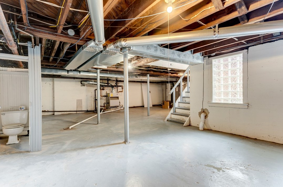 2859 Espy Ave, Pittsburgh PA 15216-2017 exterior