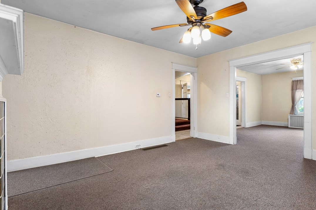 2859 Espy Ave, Pittsburgh PA 15216-2017 exterior