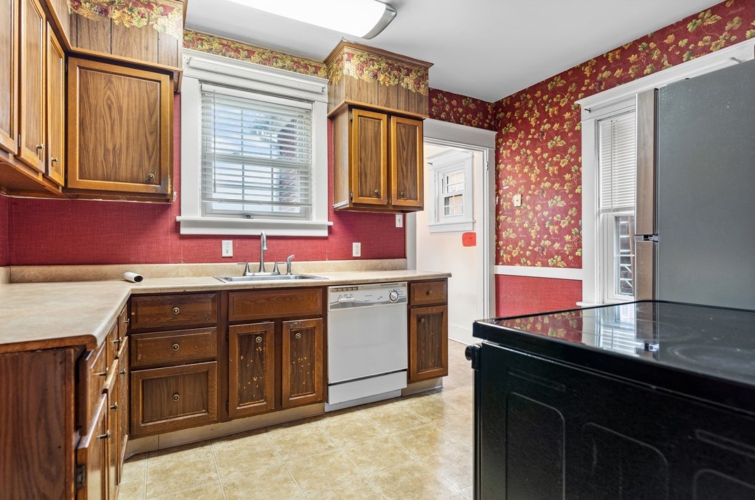 2859 Espy Ave, Pittsburgh PA 15216-2017 exterior