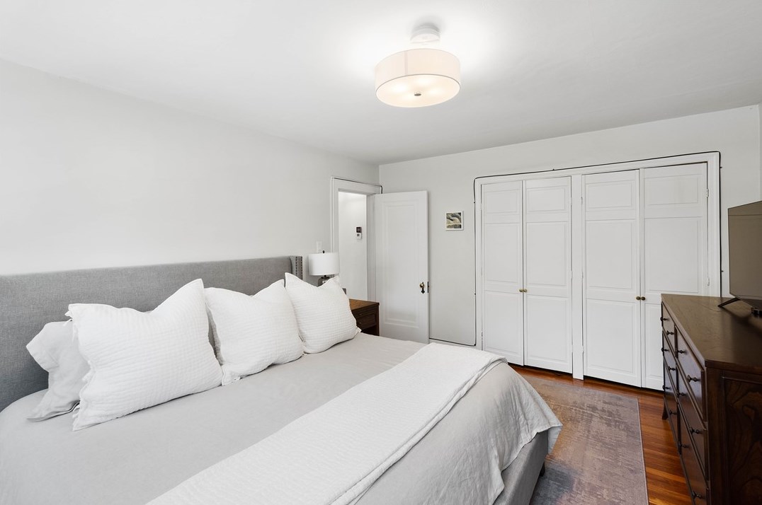 95 Inglewood Dr, Pittsburgh PA 15228-1555 exterior