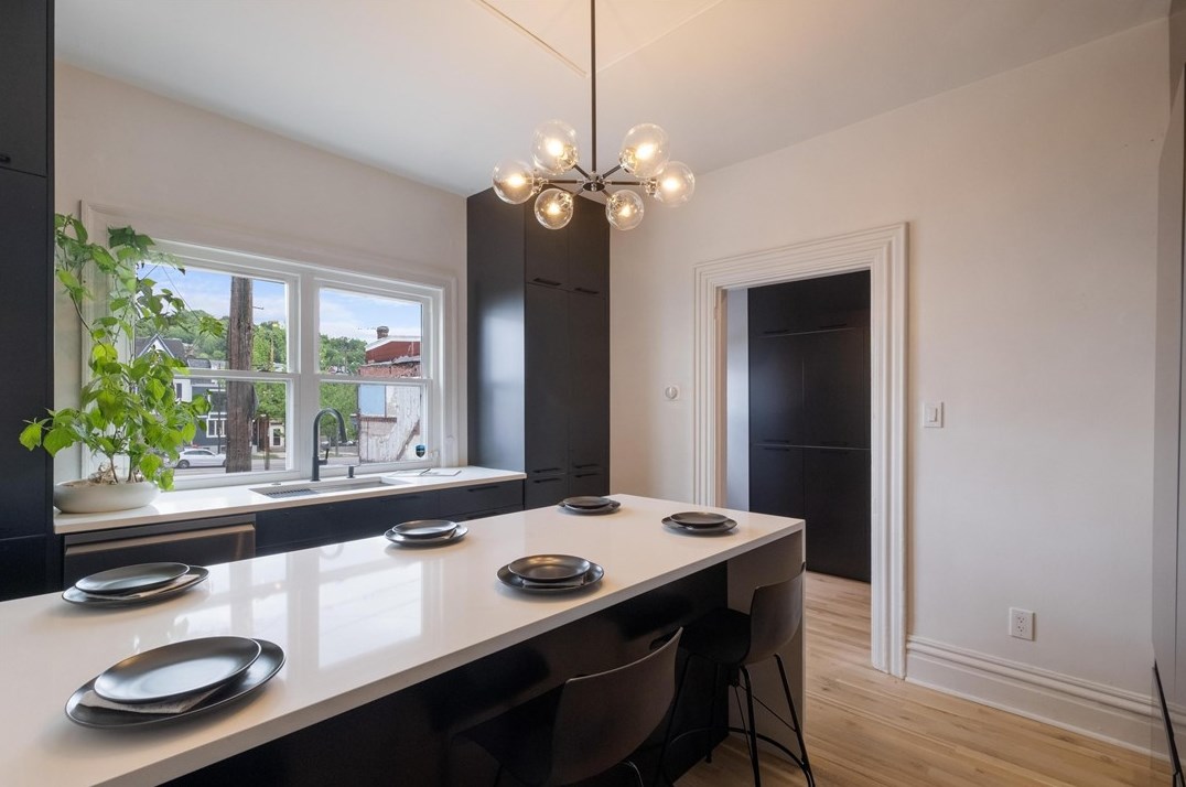 3906 Howley St, Pittsburgh PA 15224-1416 exterior