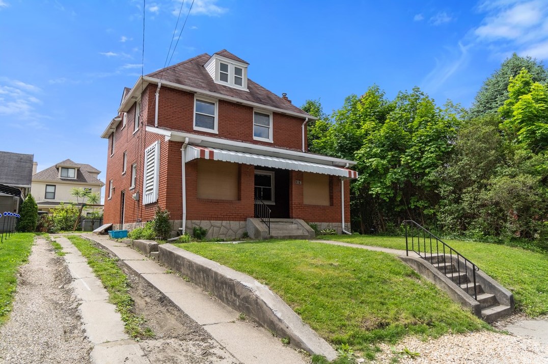 2920 Churchview Ave, Pittsburgh, PA 15227-2545