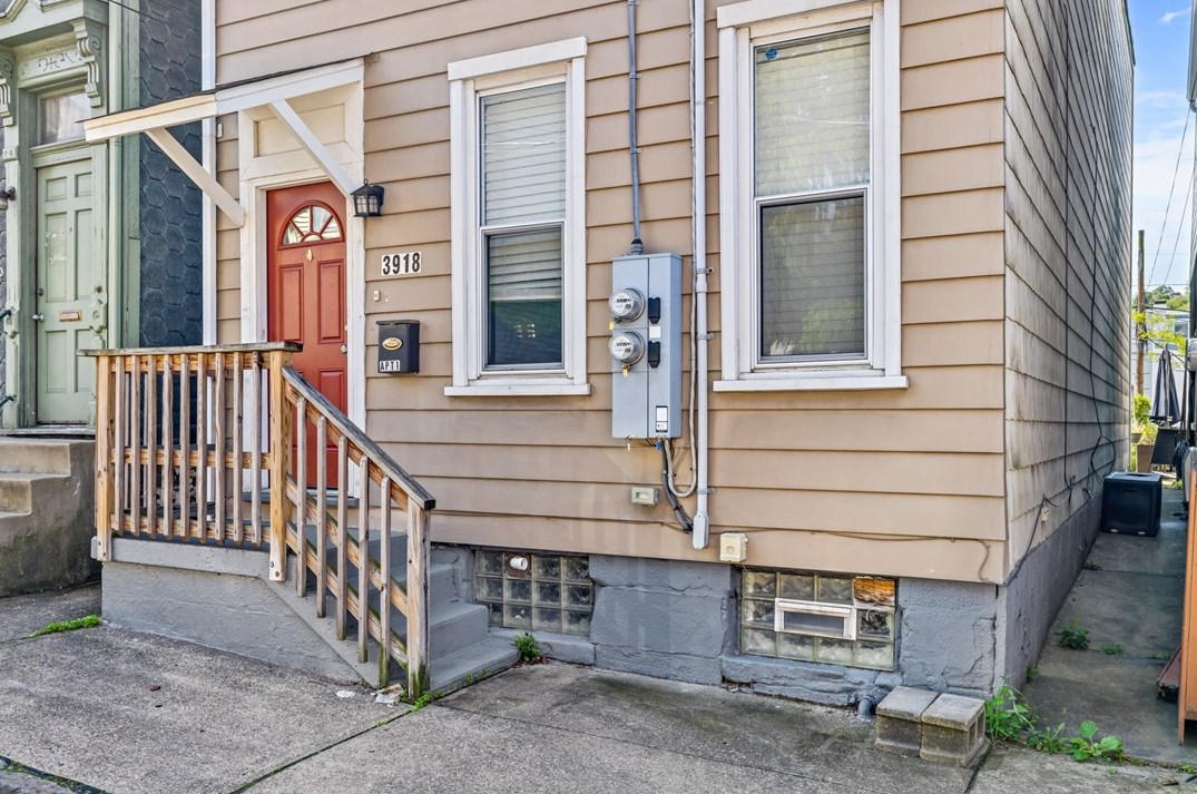 3918 Howley St, Pittsburgh, PA 15224-1417