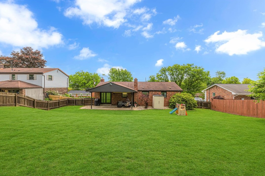 1670 Charlton Hts Rd, Moon Twp PA 15108-3016 exterior