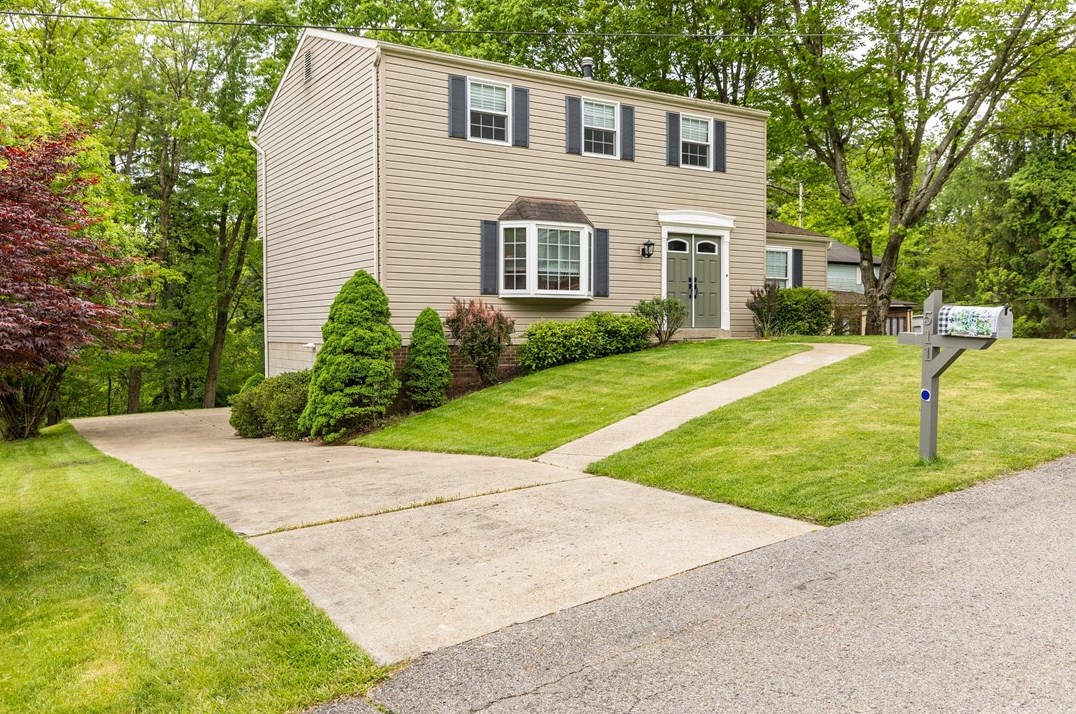 511 Iroquois Ave, Pittsburgh, PA 15237-4728