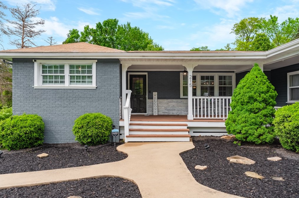215 E Portersville Rd, Portersville, PA 16051