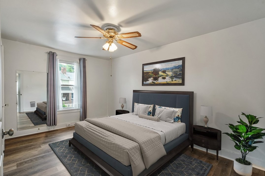 1700 Jancey St, Pittsburgh PA  15206-1146 exterior