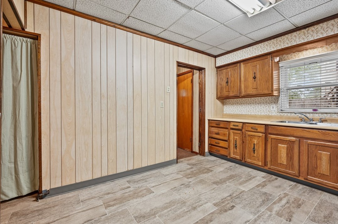 802 10th Ave, Whitaker PA  15120-1925 exterior