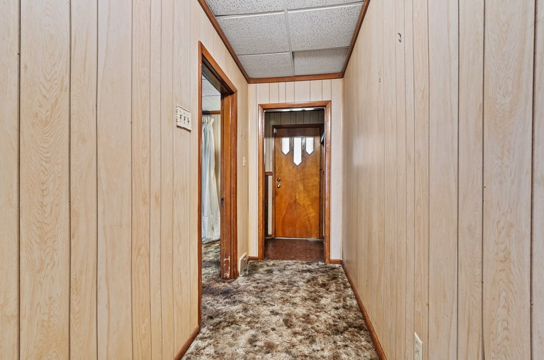 802 10th Ave, Whitaker PA  15120-1925 exterior