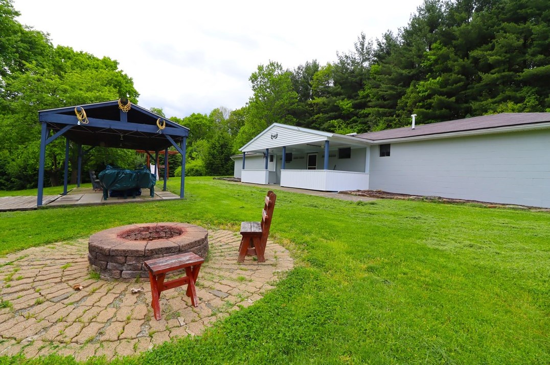 365 Spruce Hollow Rd, Dayton, PA 16222