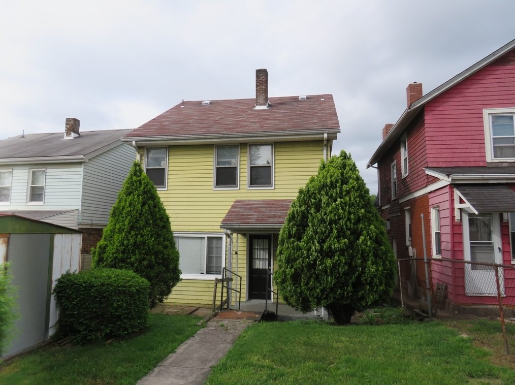 502 Giffin Ave, Pittsburgh, PA 15210-2458