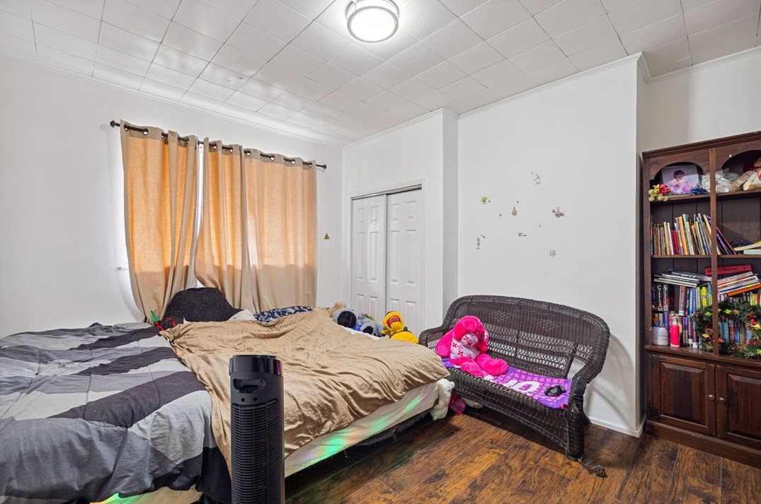 833 Excelsior St, Pittsburgh PA  15210-1036 exterior