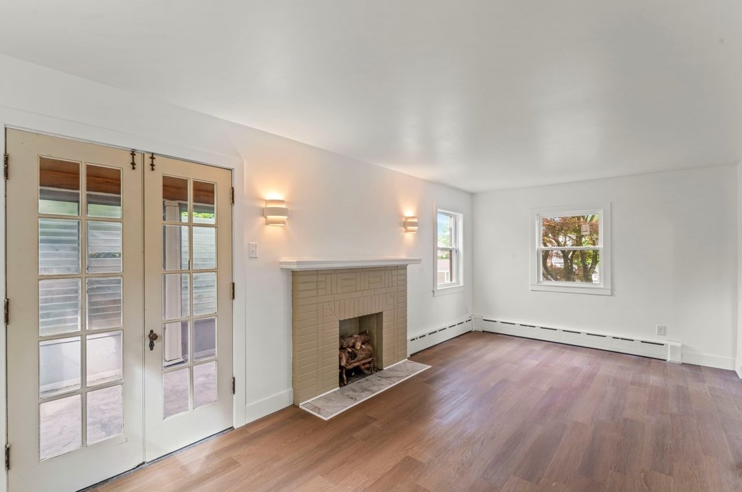 944 Fidelity Dr, Pittsburgh PA  15236-1315 exterior