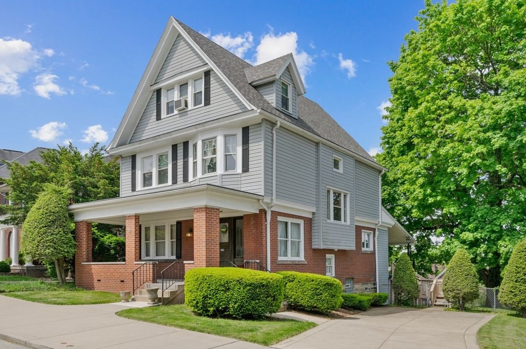 120 Underwood Ave, Greensburg, PA 15601-3429