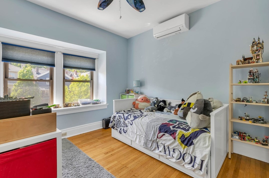 1150 Jancey St, Pittsburgh PA 15206-1145 exterior