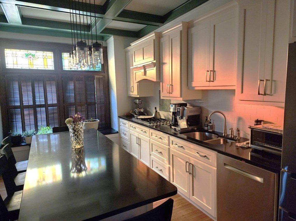 1150 Jancey St, Pittsburgh PA 15206-1145 exterior