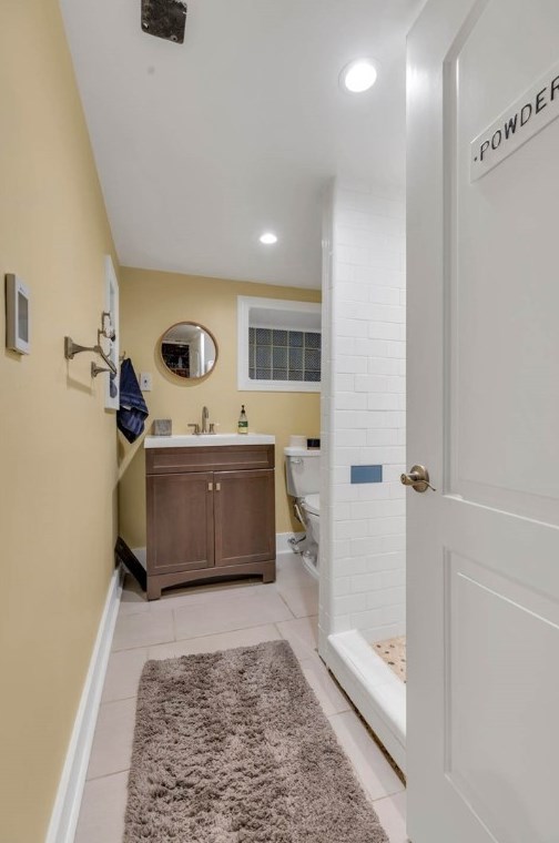 1150 Jancey St, Pittsburgh PA 15206-1145 exterior