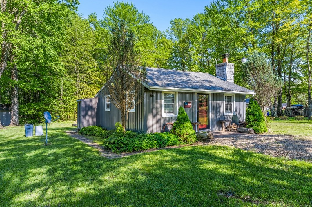 15346 Sherretts Rd, Linesville, PA 16424